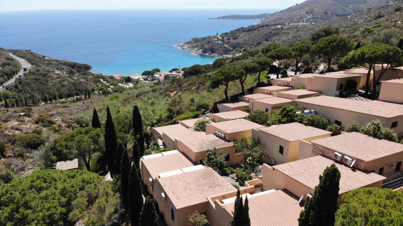 Route 25 - Cavoli - Vista Mare, Con Clima, Terrazza E Posto Auto Apartment Spiaggia di Cavoli Екстериор снимка