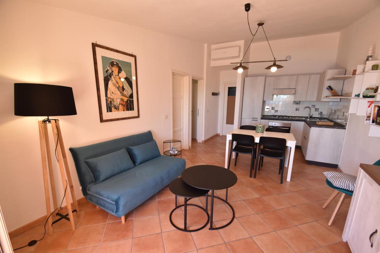 Route 25 - Cavoli - Vista Mare, Con Clima, Terrazza E Posto Auto Apartment Spiaggia di Cavoli Екстериор снимка