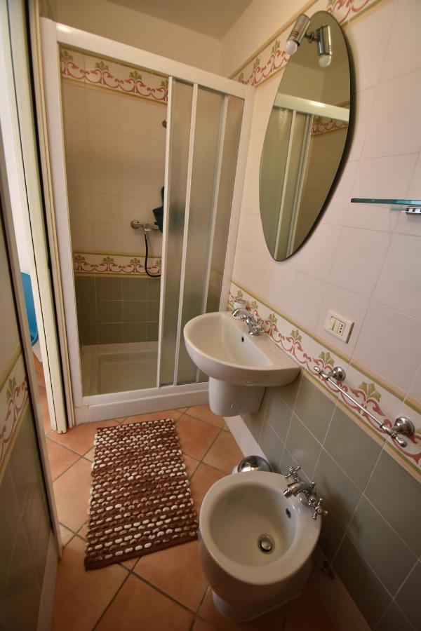 Route 25 - Cavoli - Vista Mare, Con Clima, Terrazza E Posto Auto Apartment Spiaggia di Cavoli Екстериор снимка