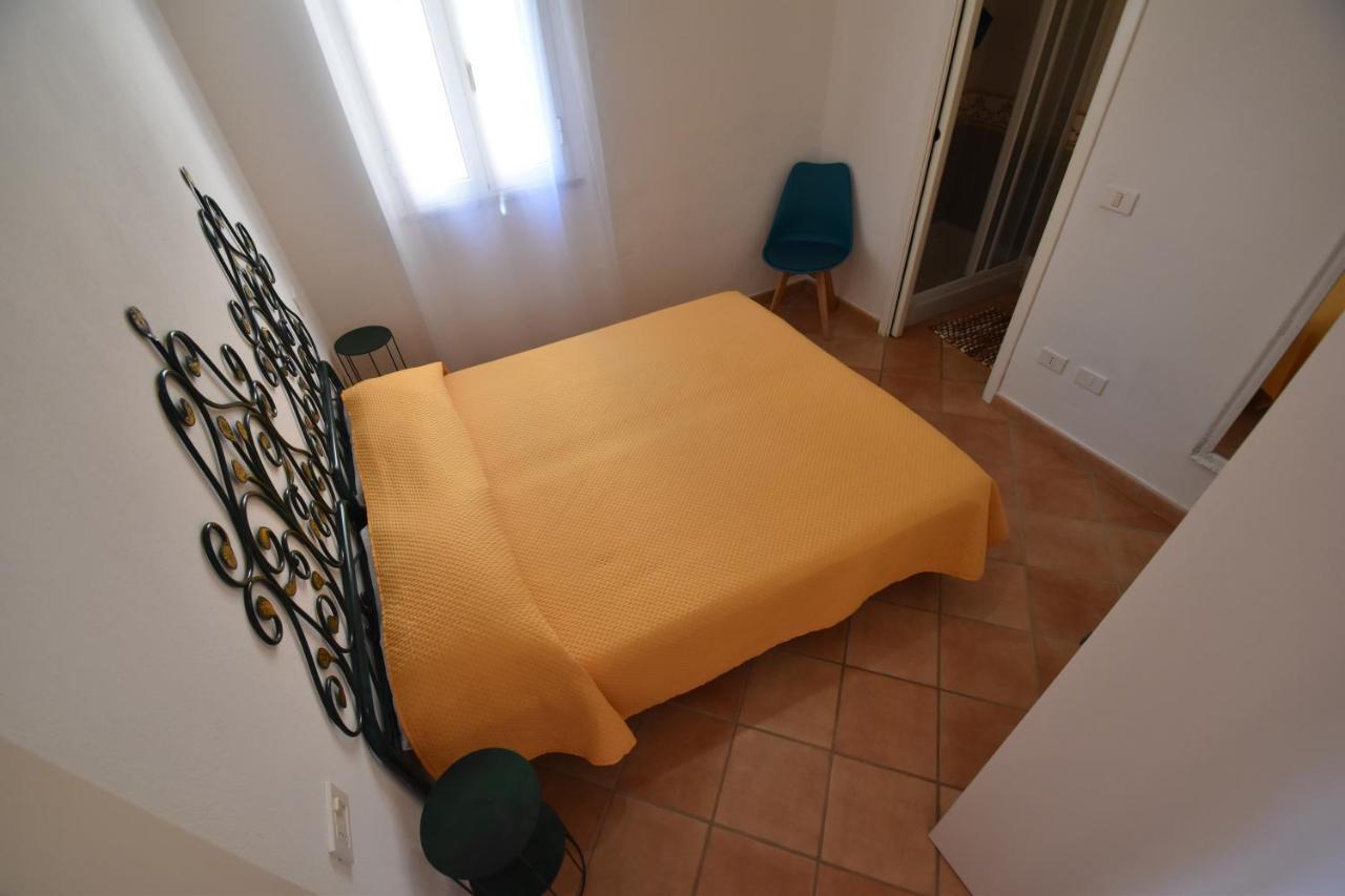 Route 25 - Cavoli - Vista Mare, Con Clima, Terrazza E Posto Auto Apartment Spiaggia di Cavoli Екстериор снимка