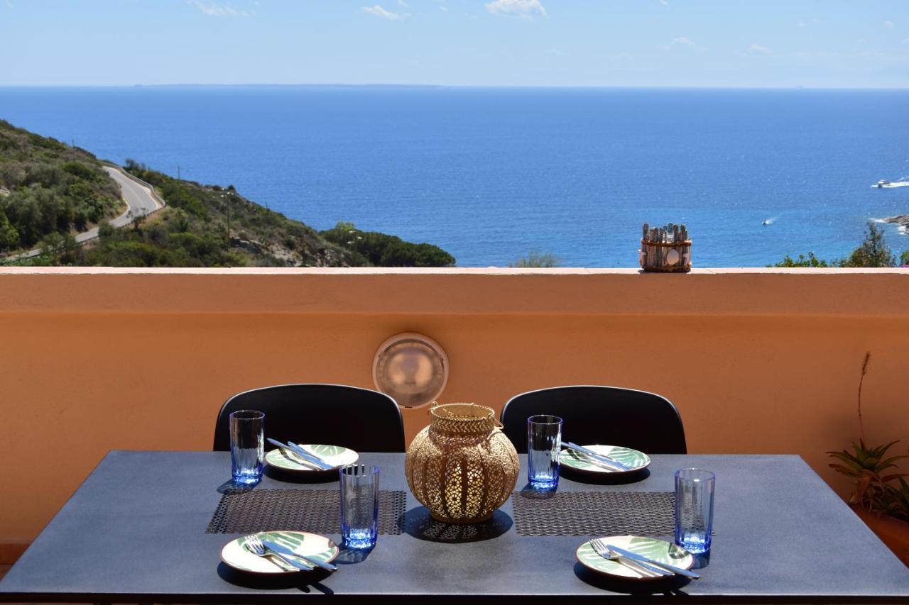 Route 25 - Cavoli - Vista Mare, Con Clima, Terrazza E Posto Auto Apartment Spiaggia di Cavoli Екстериор снимка