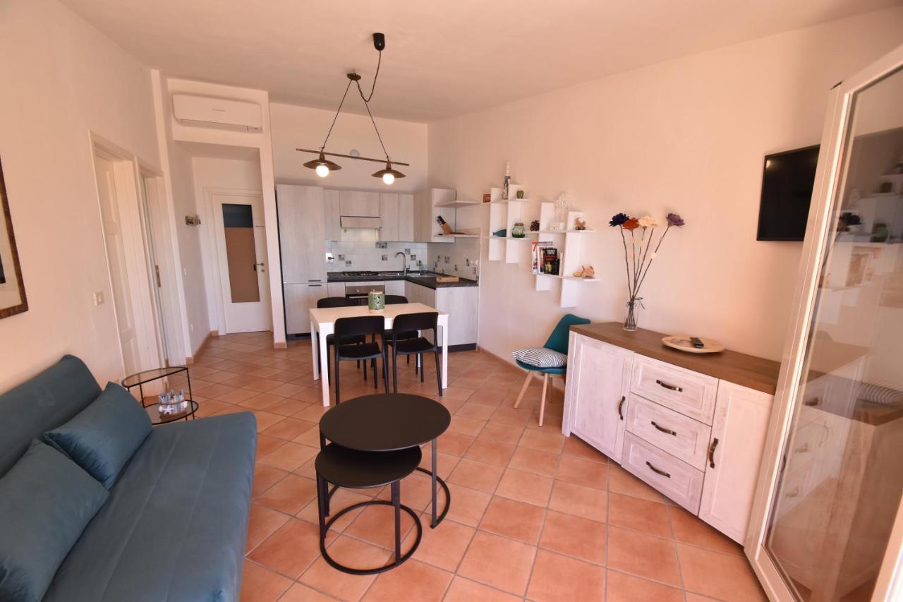 Route 25 - Cavoli - Vista Mare, Con Clima, Terrazza E Posto Auto Apartment Spiaggia di Cavoli Екстериор снимка