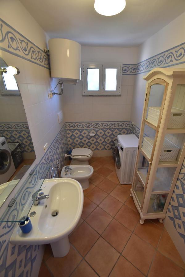 Route 25 - Cavoli - Vista Mare, Con Clima, Terrazza E Posto Auto Apartment Spiaggia di Cavoli Екстериор снимка