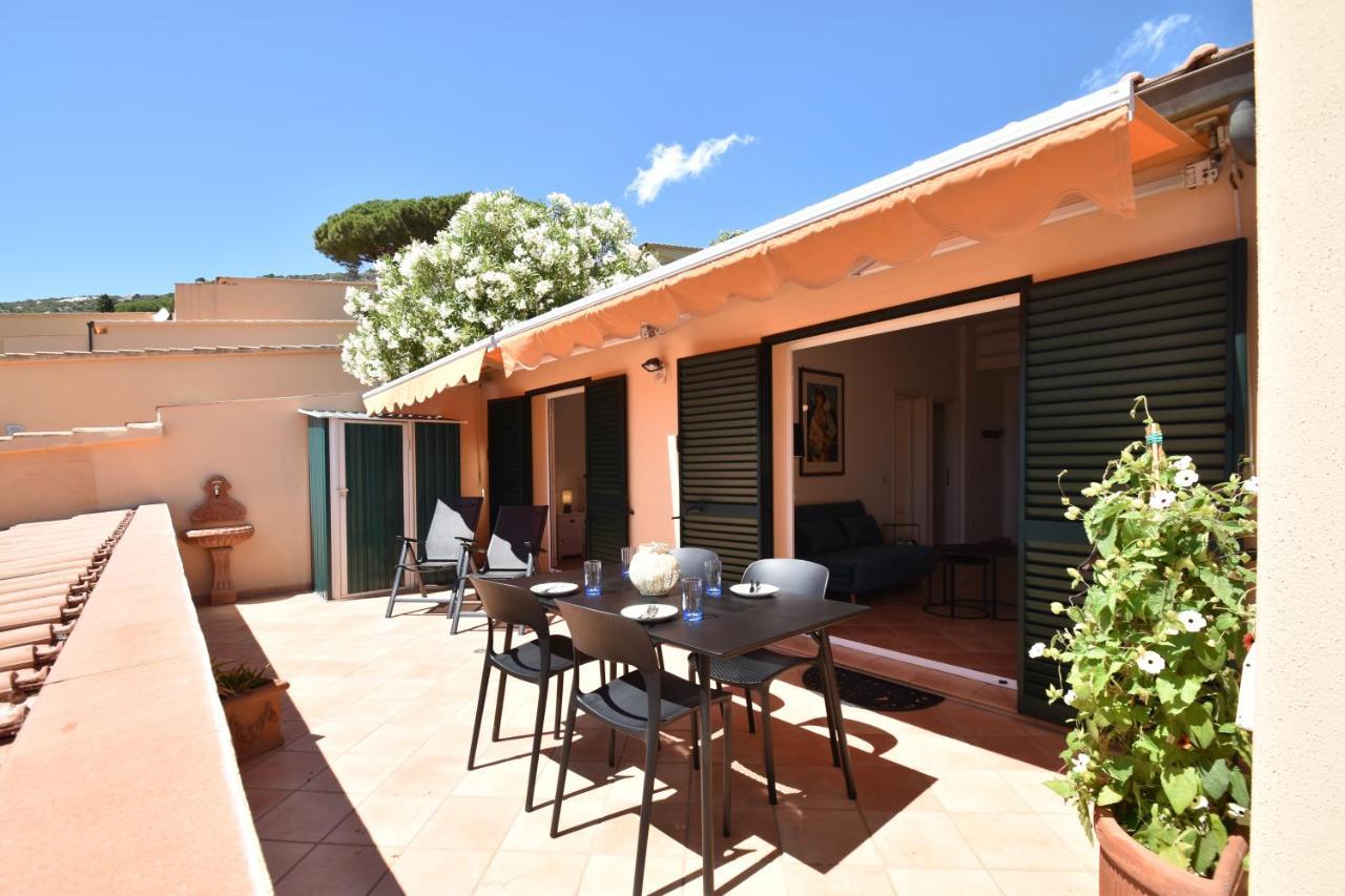 Route 25 - Cavoli - Vista Mare, Con Clima, Terrazza E Posto Auto Apartment Spiaggia di Cavoli Екстериор снимка